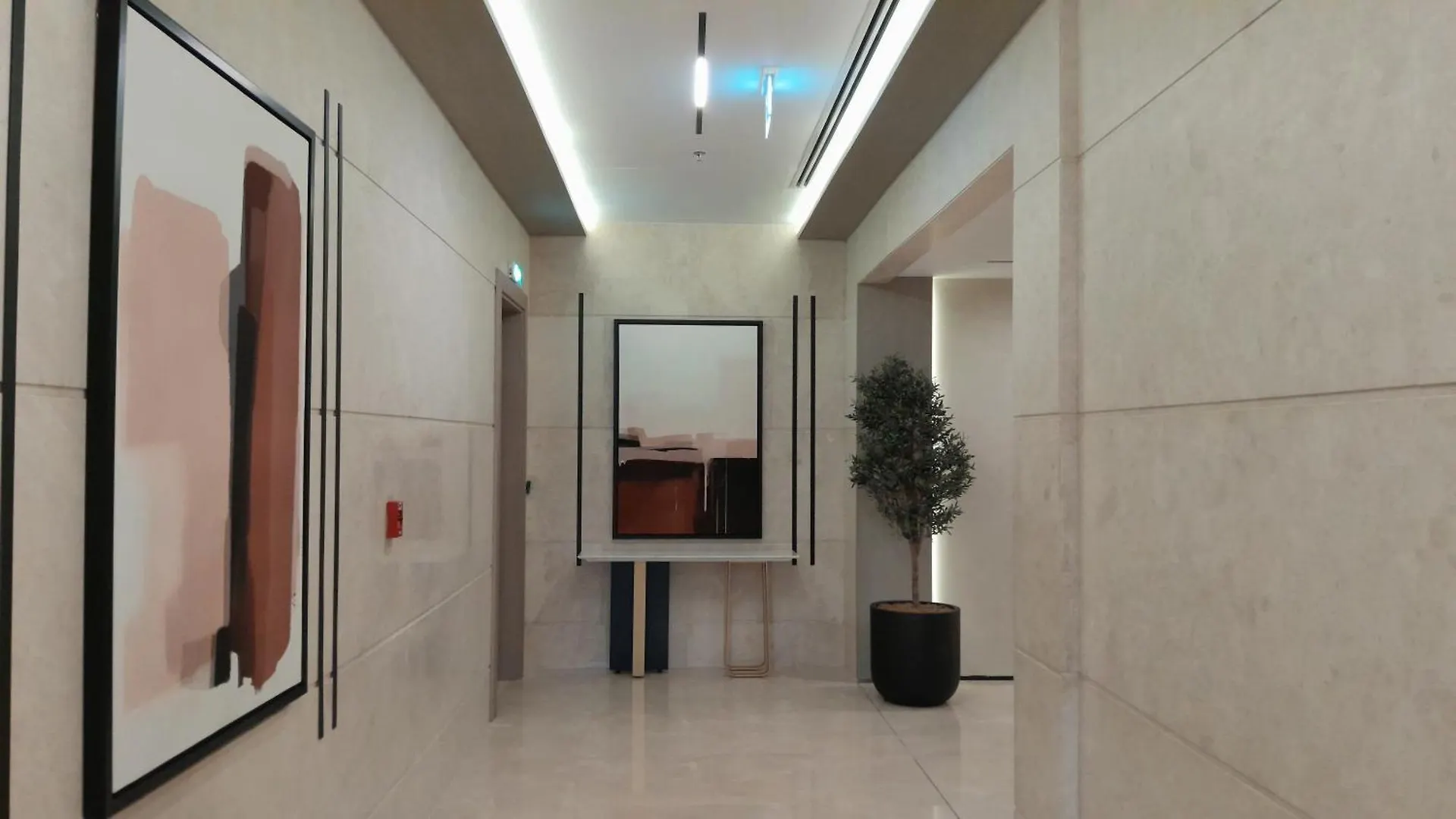 Luxurious - Ultra Modern - Premium Design - 5 Min Walk From Burj Khalifa - Heart Of Dubai Downtown - Dubai Opera Views Lejlighed