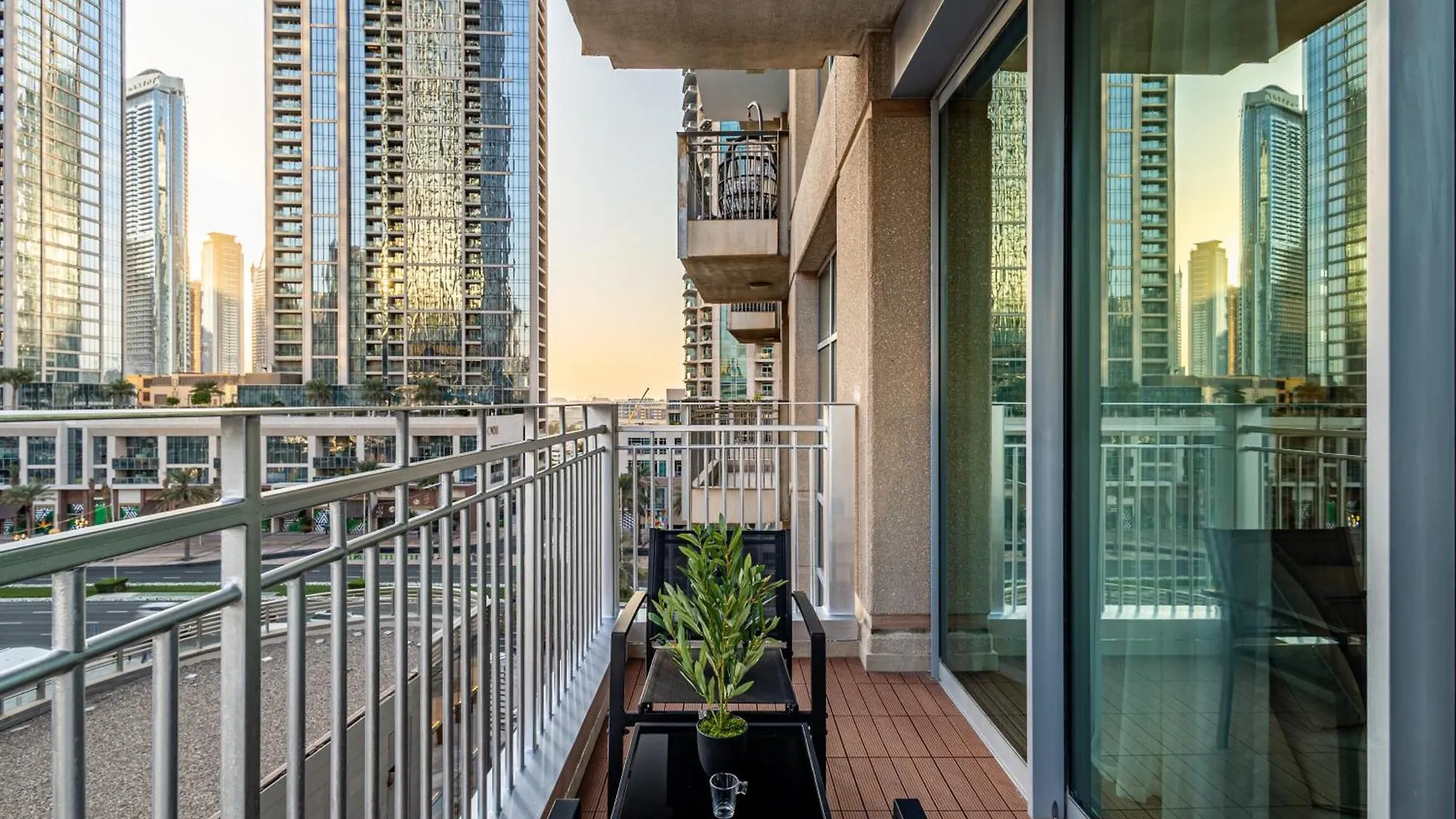 Luxurious - Ultra Modern - Premium Design - 5 Min Walk From Burj Khalifa - Heart Of Dubai Downtown - Dubai Opera Views Διαμέρισμα Ηνωμένα Αραβικά Εμιράτα