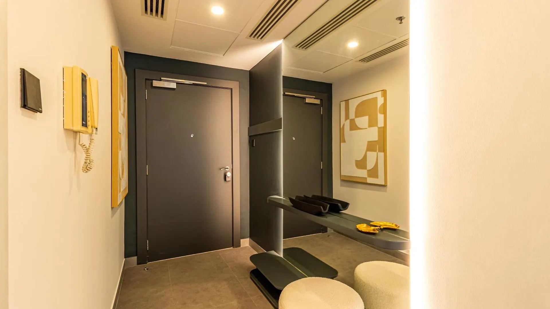 Luxurious - Ultra Modern - Premium Design - 5 Min Walk From Burj Khalifa - Heart Of Dubai Downtown - Dubai Opera Views Διαμέρισμα