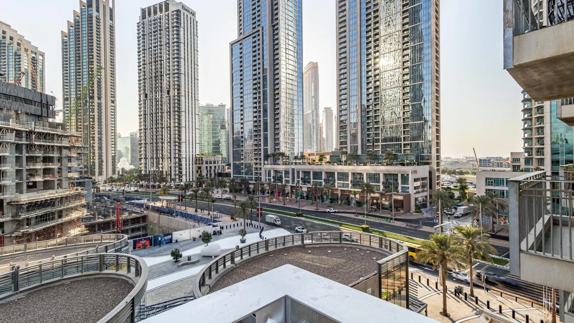 Luxurious - Ultra Modern - Premium Design - 5 Min Walk From Burj Khalifa - Heart Of Dubai Downtown - Dubai Opera Views Διαμέρισμα