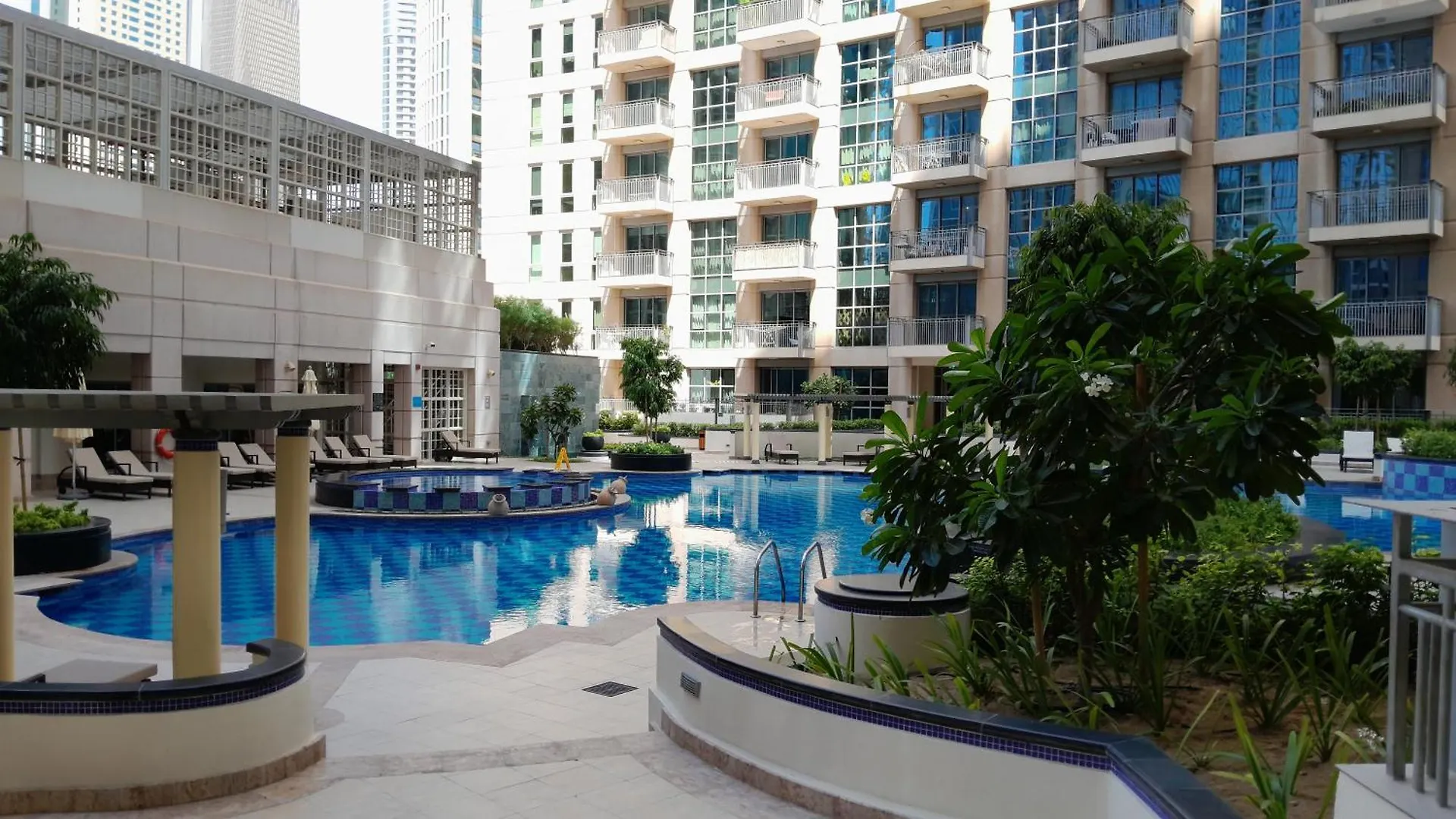 Luxurious - Ultra Modern - Premium Design - 5 Min Walk From Burj Khalifa - Heart Of Dubai Downtown - Dubai Opera Views Apartment