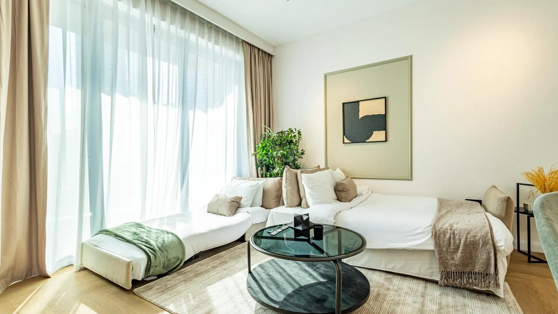 Luxurious - Ultra Modern - Premium Design - 5 Min Walk From Burj Khalifa - Heart Of Dubai Downtown - Dubai Opera Views Apartment