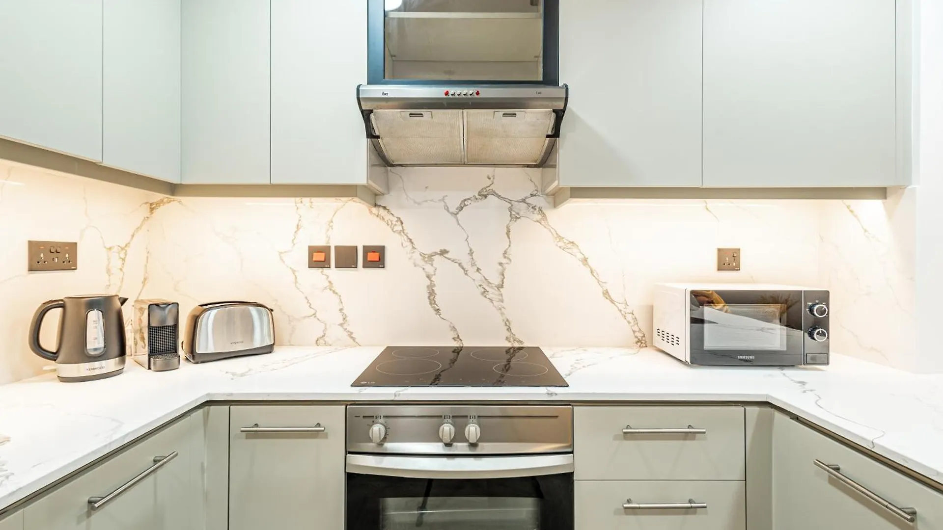 Luxurious - Ultra Modern - Premium Design - 5 Min Walk From Burj Khalifa - Heart Of Dubai Downtown - Dubai Opera Views Apartment