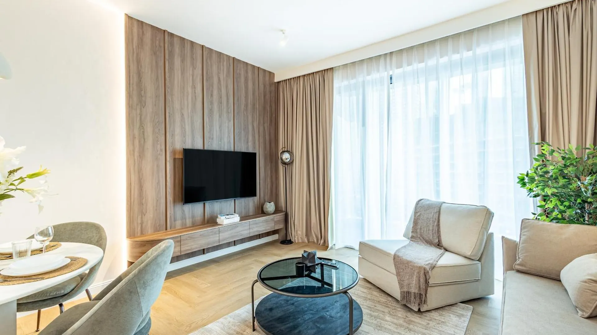 Luxurious - Ultra Modern - Premium Design - 5 Min Walk From Burj Khalifa - Heart Of Dubai Downtown - Dubai Opera Views Apartment United Arab Emirates